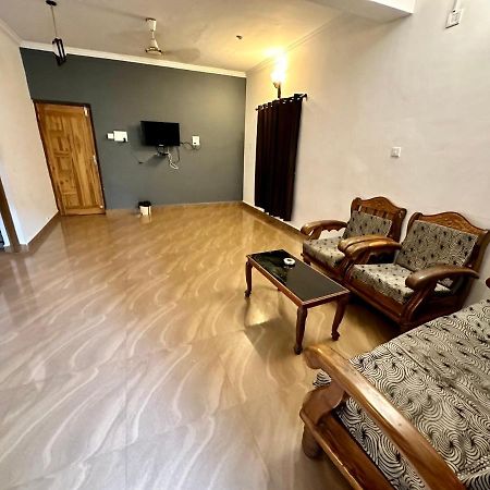 Candolim Glitter Sand Luaran gambar