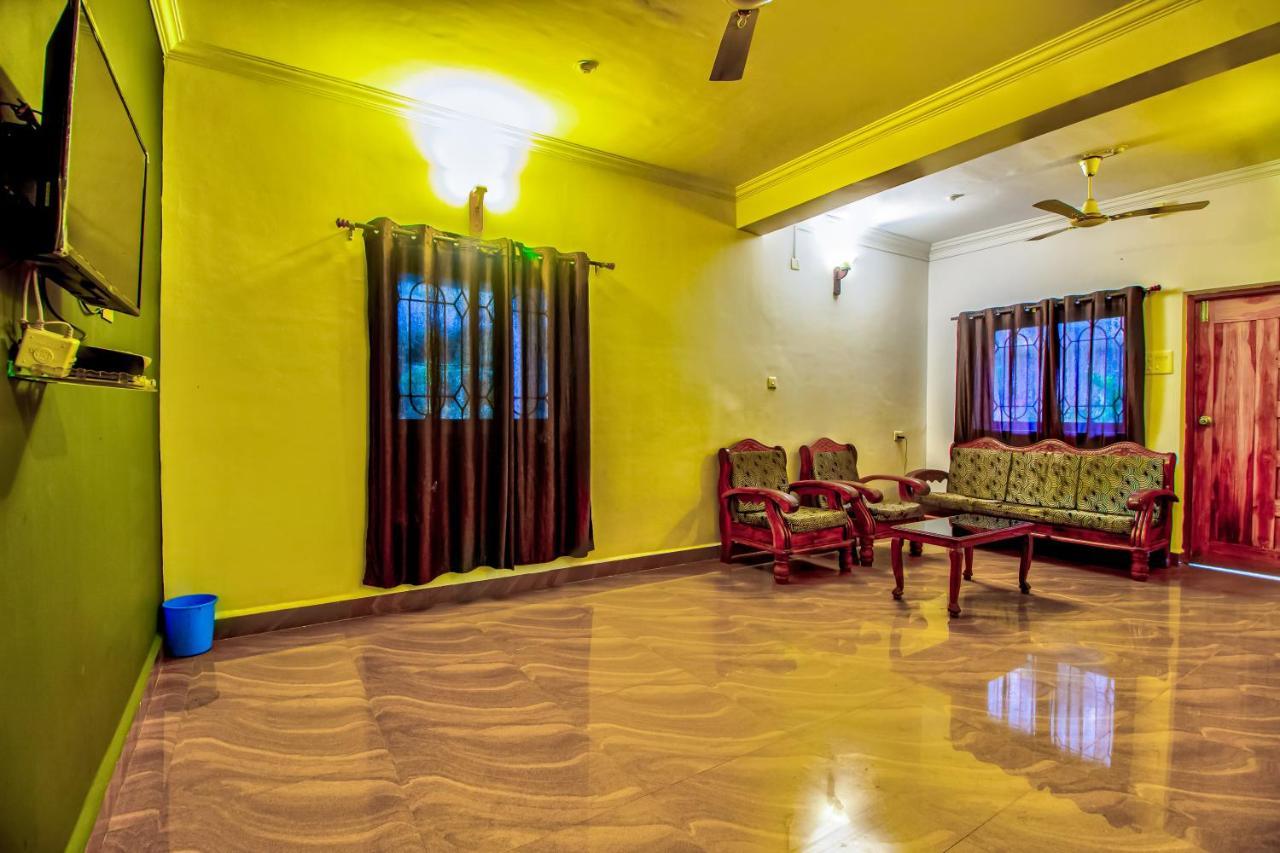 Candolim Glitter Sand Luaran gambar