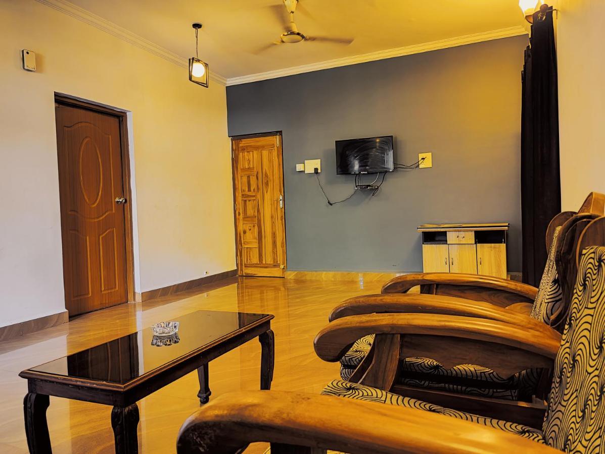 Candolim Glitter Sand Luaran gambar